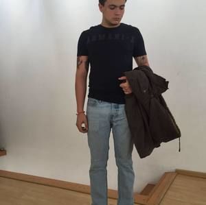 Meet your Posher, Joseduardo